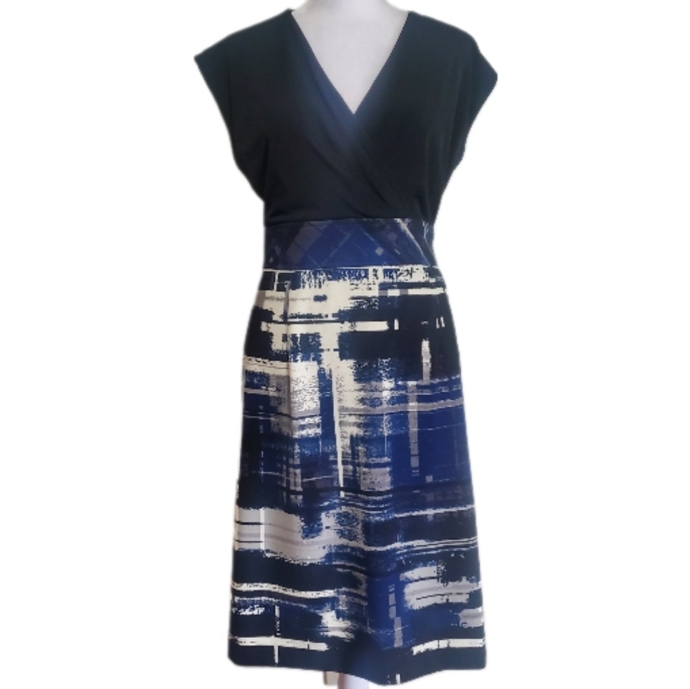 Chico's black multicolor abstract surplice short sleeve knit sheath dress S